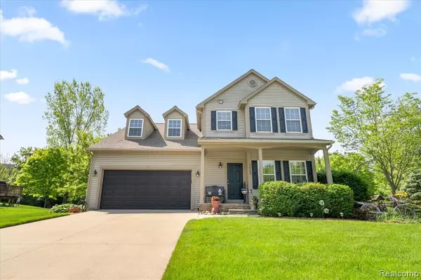 2608 Birchwood Drive,  Howell,  MI 48855 7663