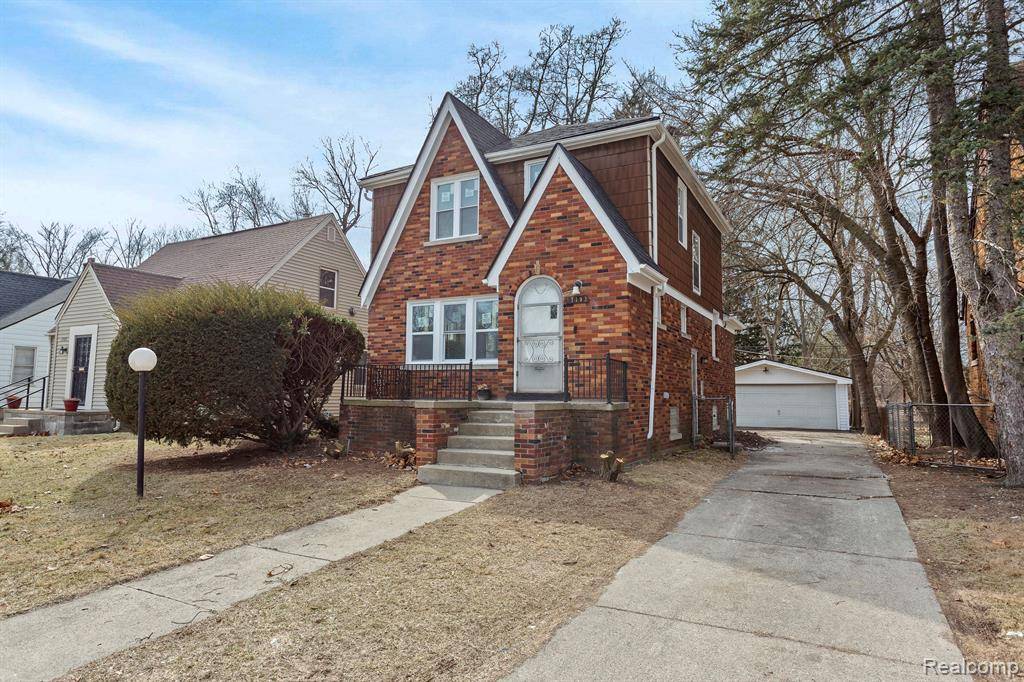 Detroit, MI 48219 3924,17193 PIERSON Street