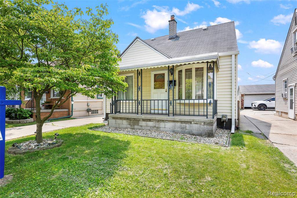 2359 Detroit Avenue, Lincoln Park, MI 48146 4805