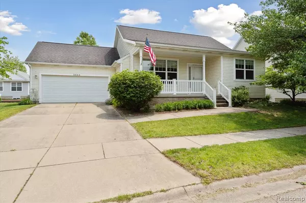 3644 Whimbrel Way, East Lansing, MI 48223