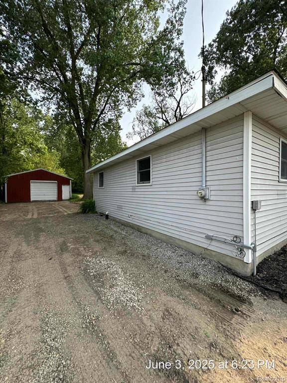 Flushing, MI 48433 9008,7025 Coldwater Road