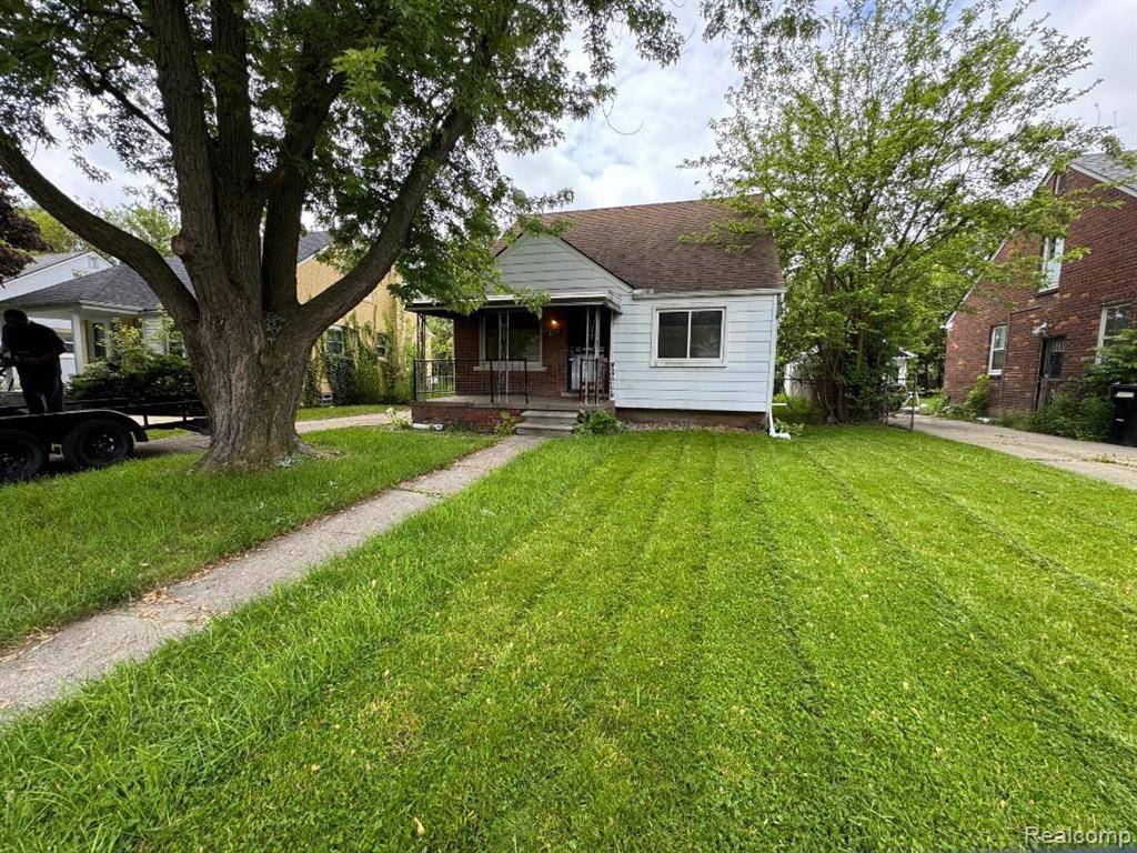 6117 Oldtown Street, Detroit, MI 48224