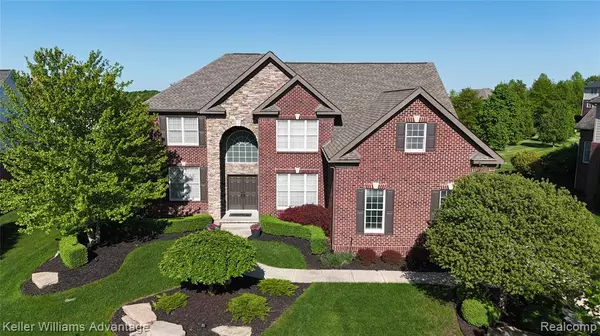 Novi, MI 48374 2560,50702 Amesburg Drive
