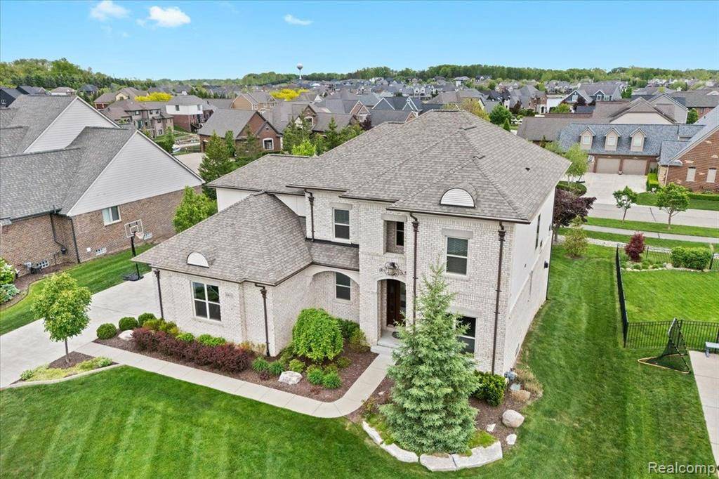 South Lyon, MI 48178 9645,10611 STONEY POINT Drive