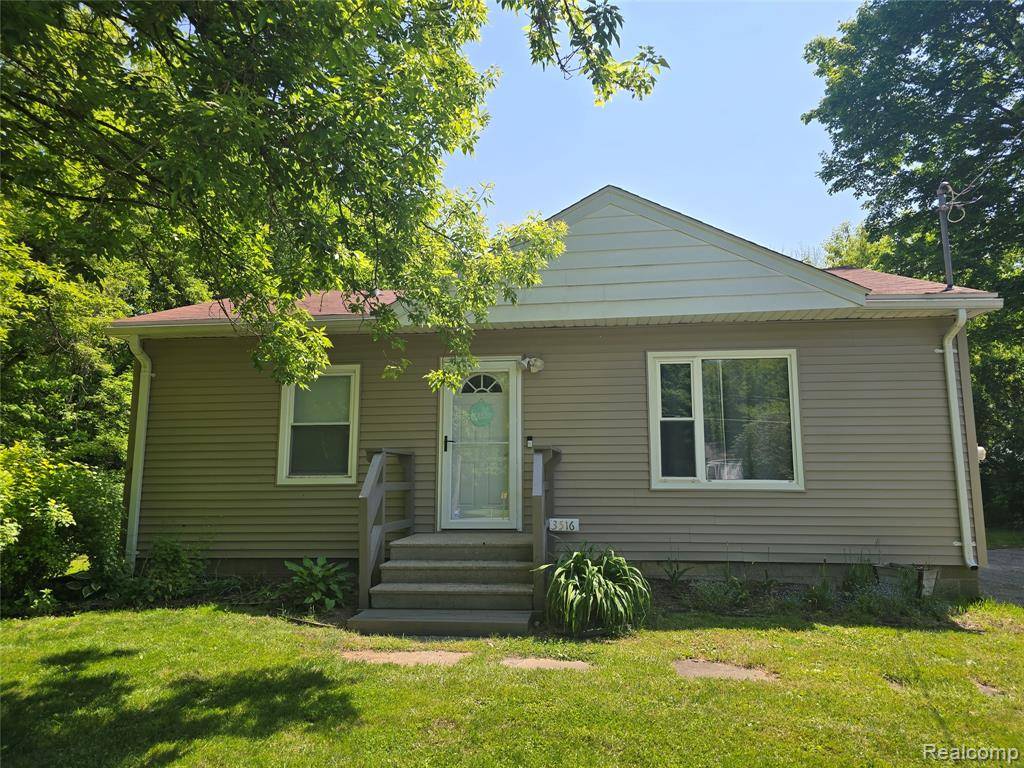 3516 Mills Acres Street, Flint, MI 48506 2170
