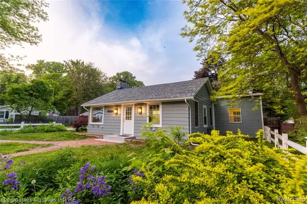 New Baltimore, MI 48047 1686,50824 Baltimore Street