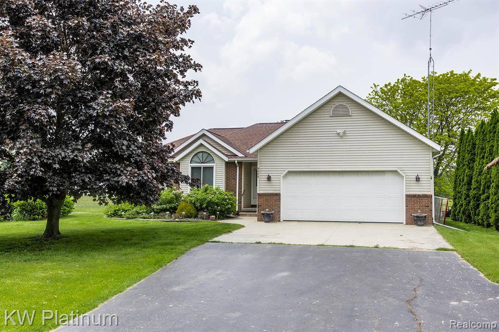 5409 North Road, North Street, MI 48049 2110