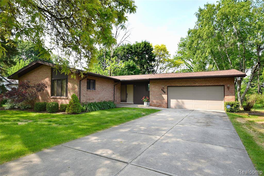 2268 Devonshire Road, Bloomfield Hills, MI 48302 0623