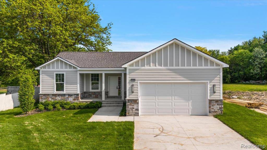 7268 ELIZABETH LAKE Road, Waterford, MI 48327 3727