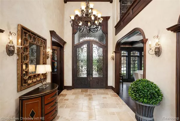 Northville, MI 48168 3534,18939 Bella Vista Court