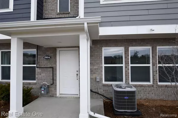 2904 ZANA Drive, Troy, MI 48085 4116