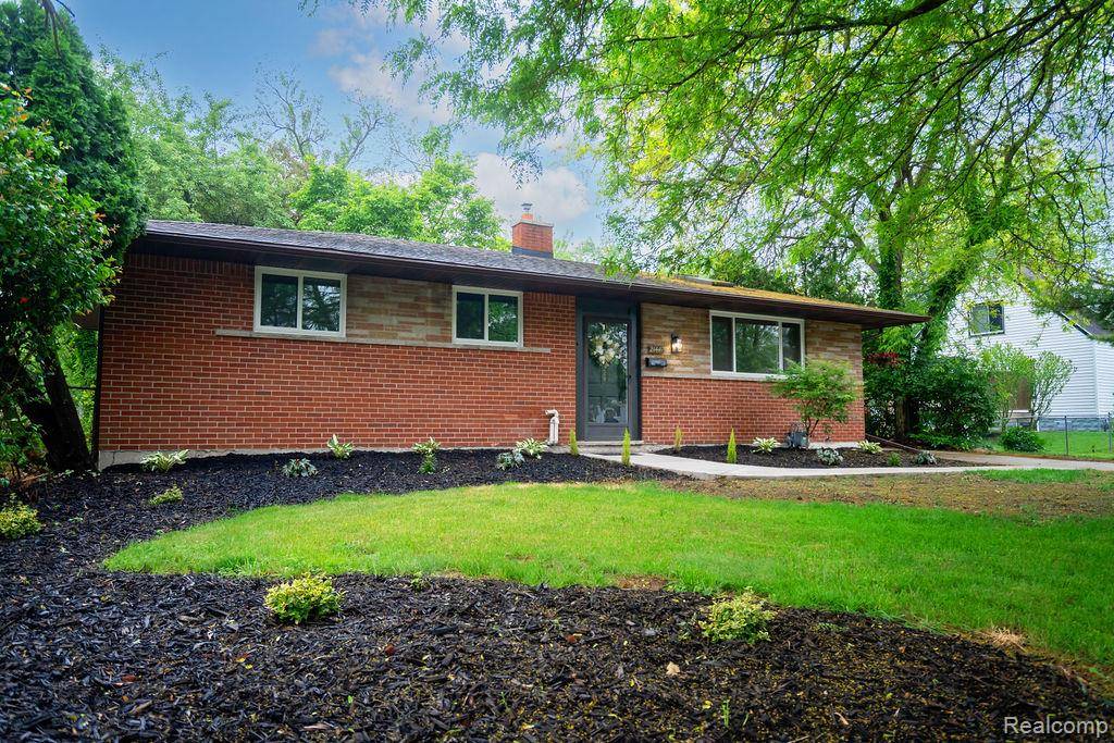 Flat Rock, MI 48134 1309,24449 Laurel Street
