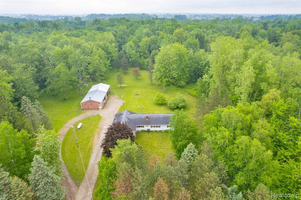 Carsonville, MI 48419 9299,5405 Walker Road