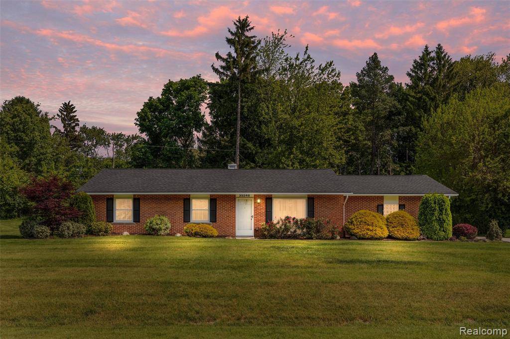 35248 Gary Street, Farmington, MI 48331 2656