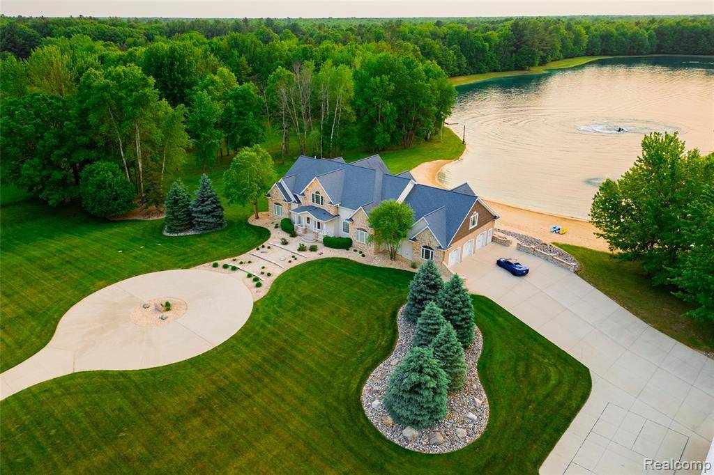 Update, MI 48655 9578,6312 S Graham Road