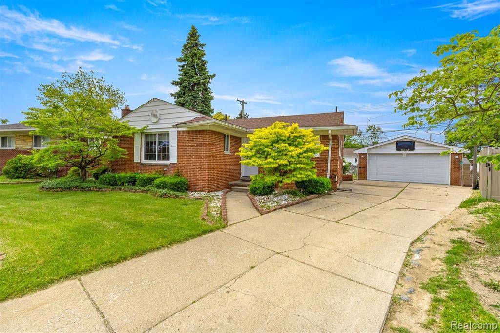 26622 Bryan Court, Dearborn Heights, MI 48127 1989