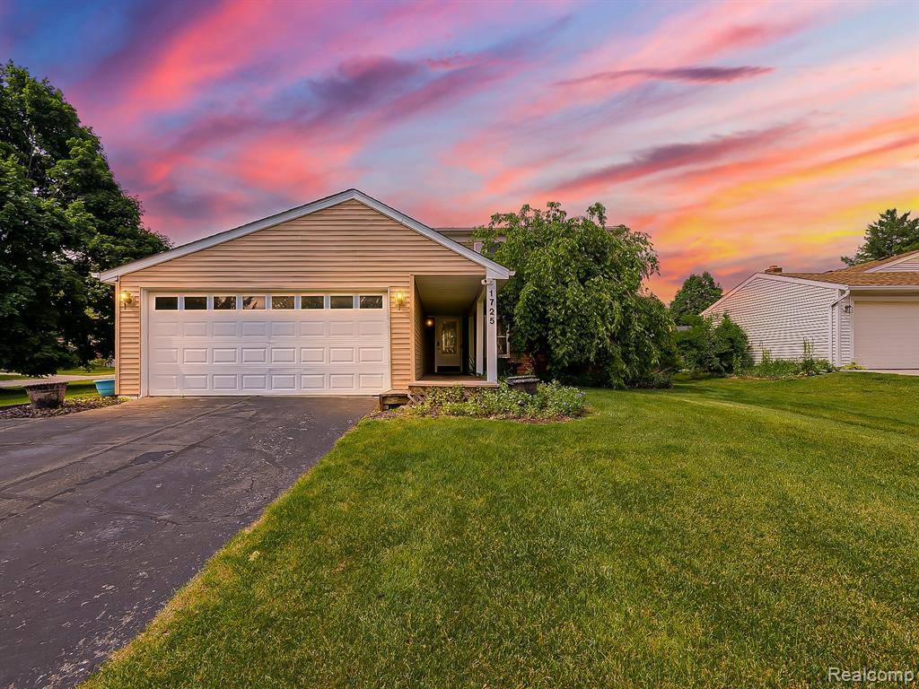 1725 Windingway Drive, Wixom, MI 48393 1149
