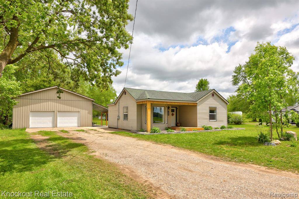 12405 Lincoln Road, Burt, MI 48417 9746