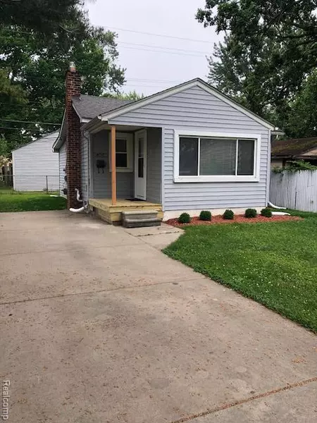23424 Hoover Avenue, Hazel Park, MI 48030 1546