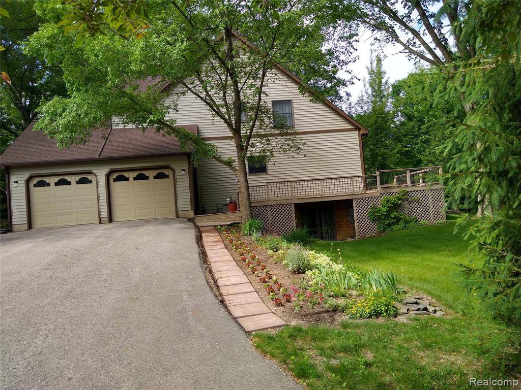 Port Austin, MI 48467 9638,1455 Sand Road