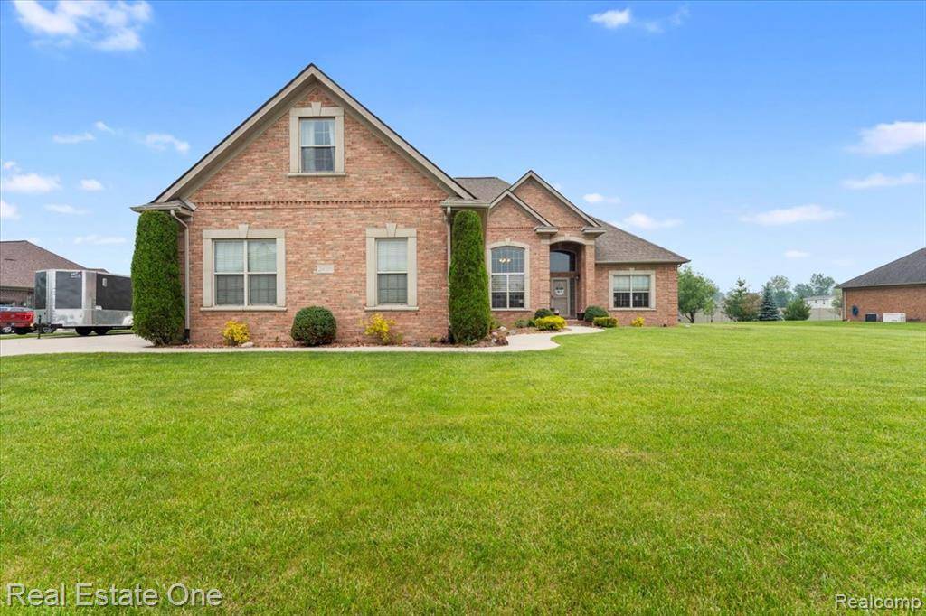 28799 Liparoto Boulevard, Flat Rock, MI 48134 8073
