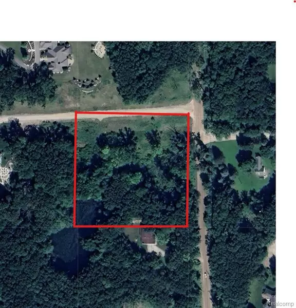 298 Montclair Way, Milford, MI 48381