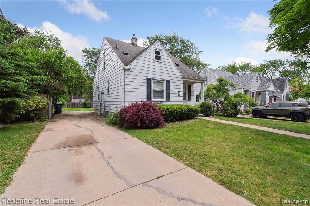 Berkley, MI 48072 1061,1976 Bacon Avenue