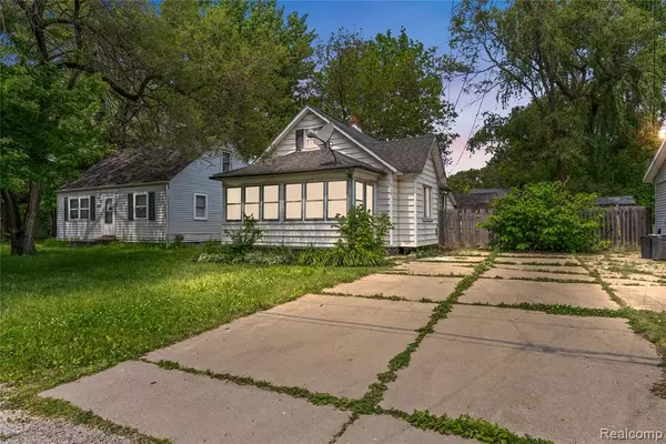 3120 Stratford Street, Flint, MI 48504 4226