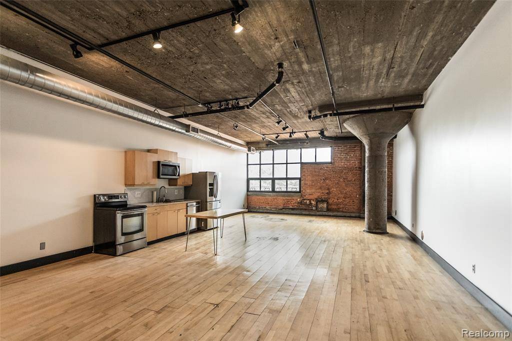Detroit, MI 48201,460 W Canfield Street