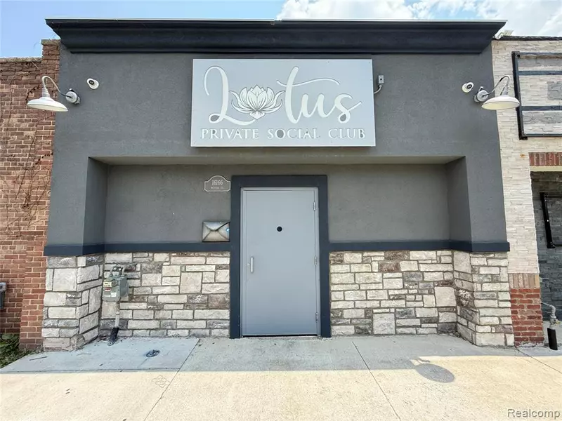 16166 Meyers Road, Detroit, MI 48235 4107