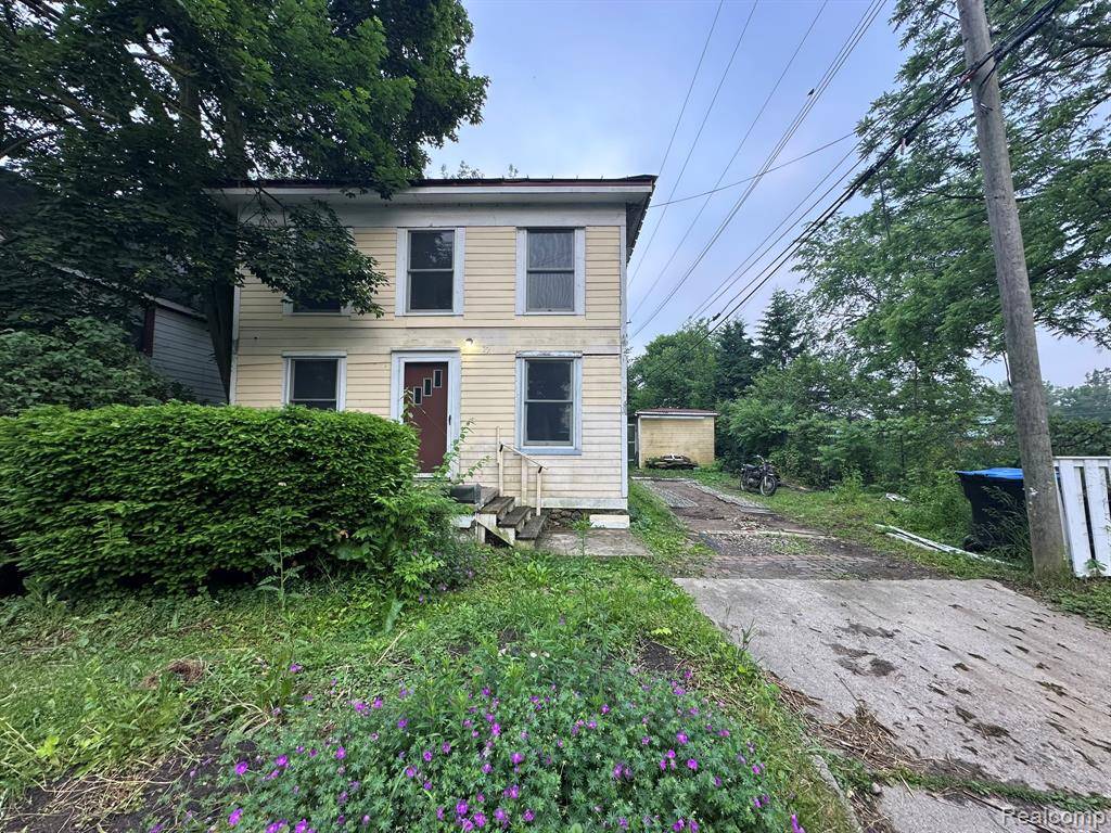 12 Oak Street, Ypsilanti, MI 48198 2814