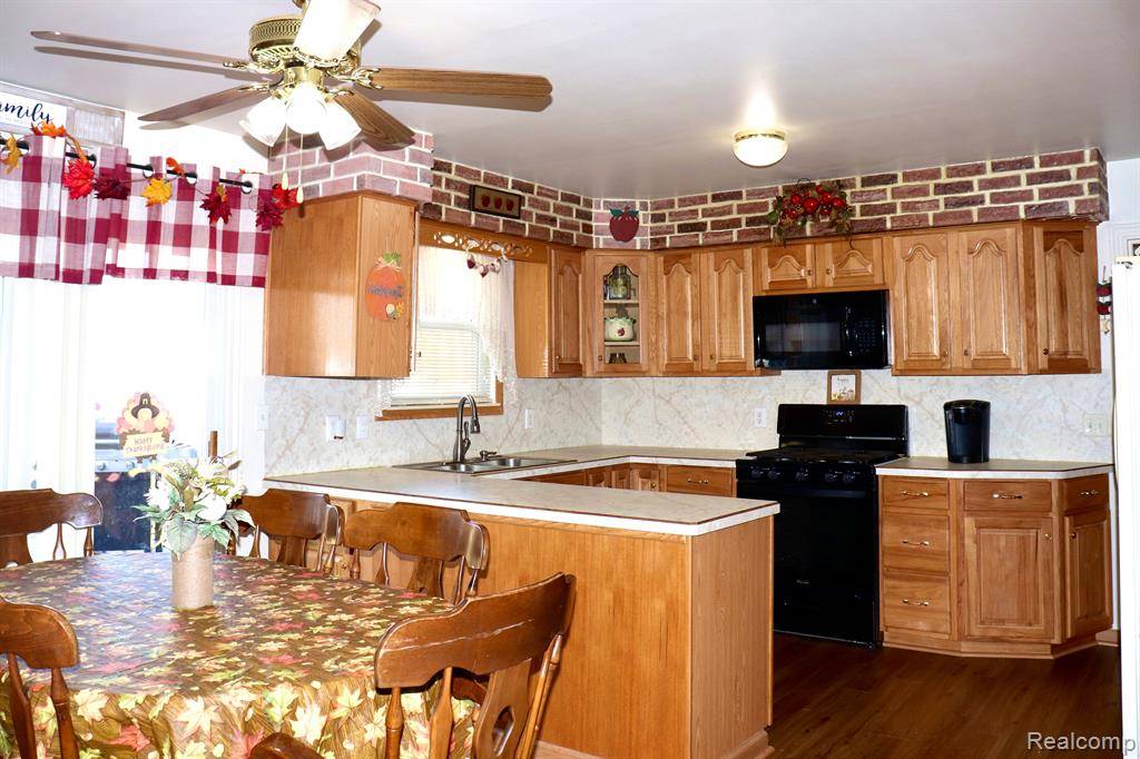 Lennon, MI 48449 9656,11635 Peelman Drive