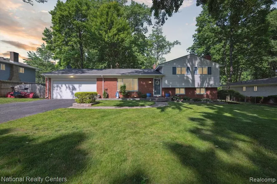 5605 Kingfisher Lane, Clarkston, MI 48346 2938