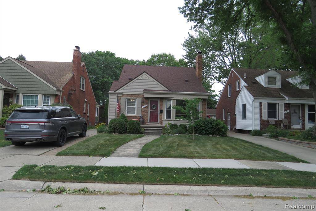 3020 Syracuse Street, Dearborn, MI 48124 4527