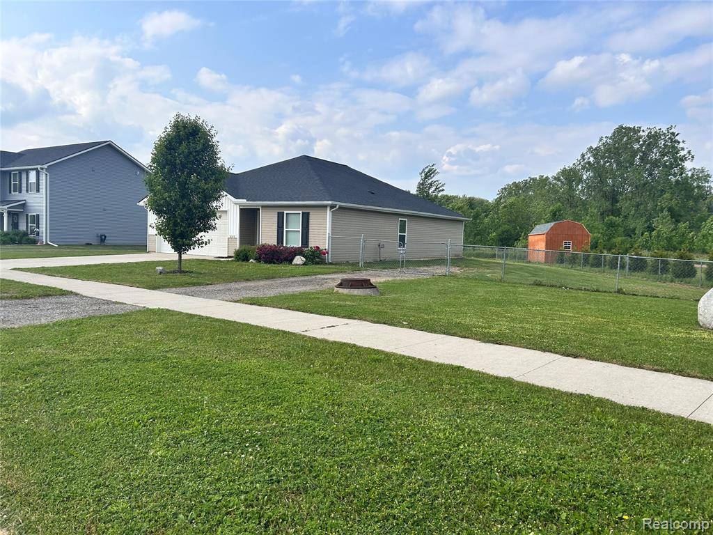 Davison, MI 48423 2088,9145 Magnolia Court