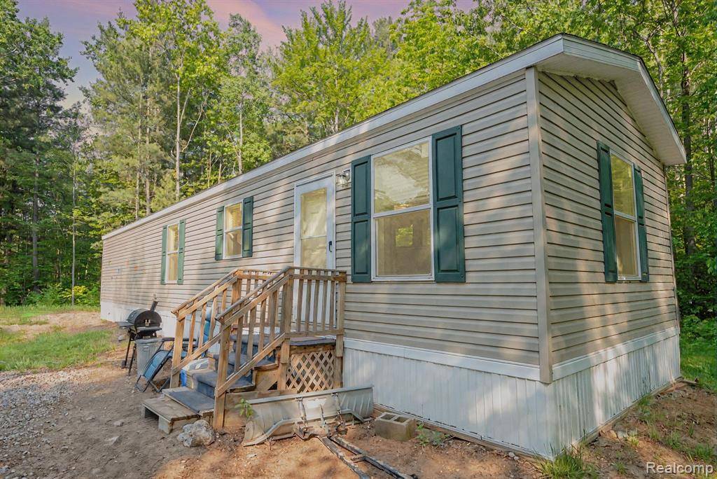 4985 Wilson Road, Harrison, MI 48625