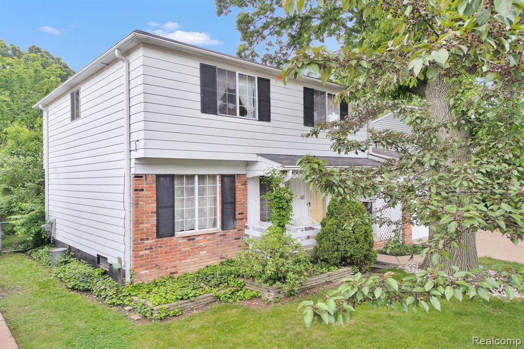Clawson, MI 48017 1415,450 N Bywood Avenue