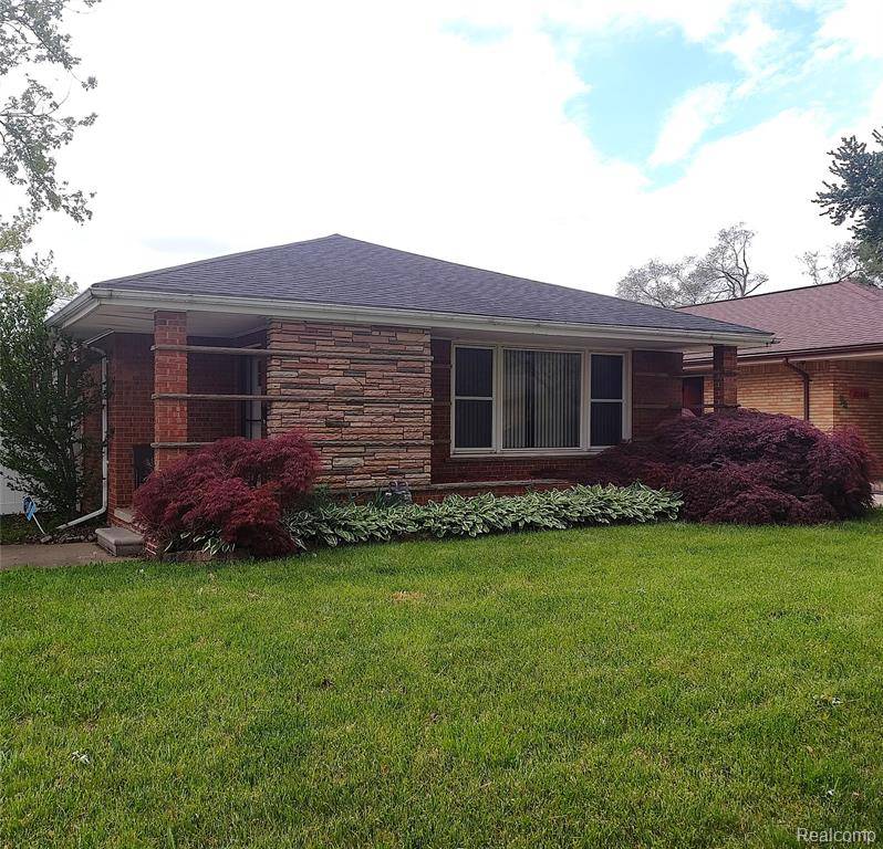 20456 Van Antwerp Street, Harper Woods, MI 48225 1475