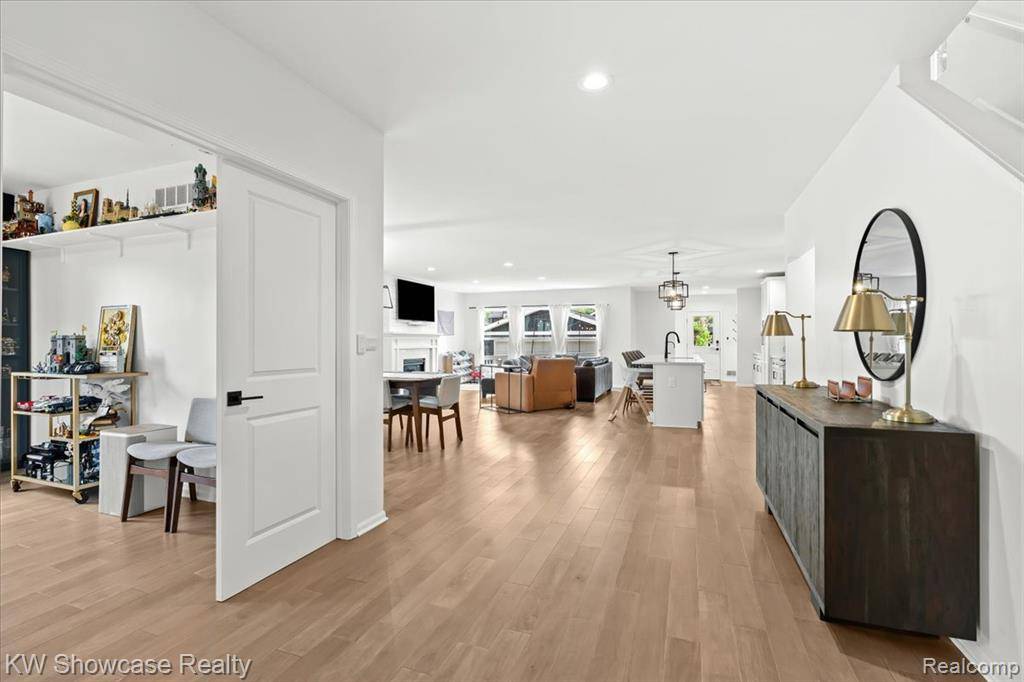 Berkley, MI 48072 1338,3278 Tyler Avenue