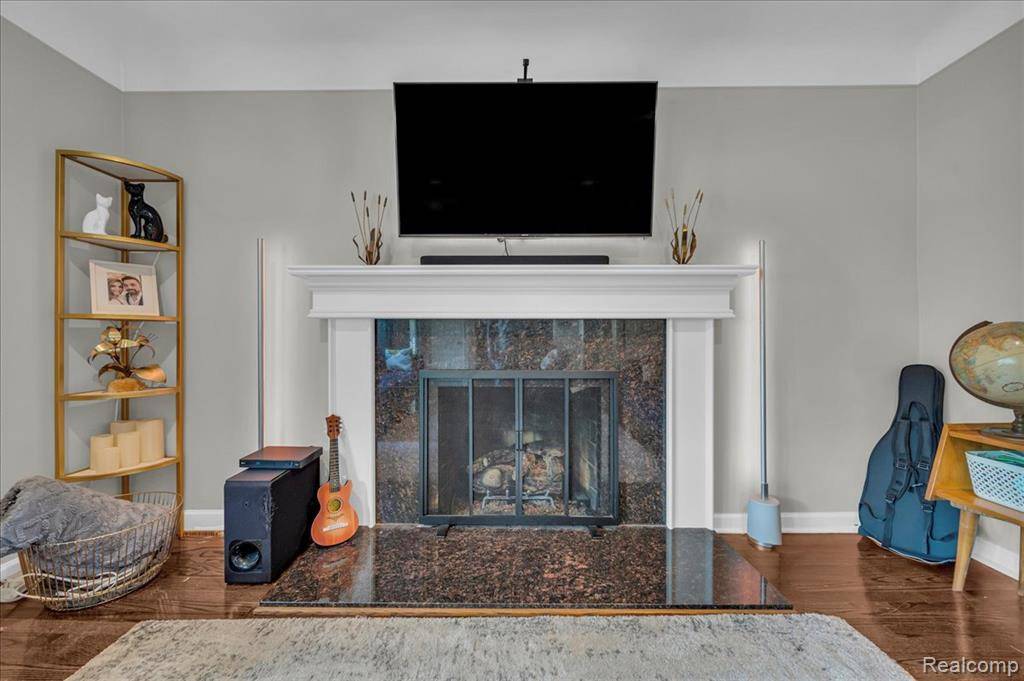 Beverly Hills, MI 48025 5552,16141 Reedmere Avenue