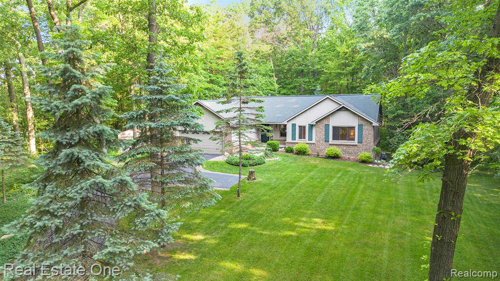 Clarkston, MI 48348 2406,9714 Naiad Road
