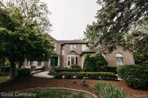Rochester, MI 48306 4637,515 Oakbridge Drive