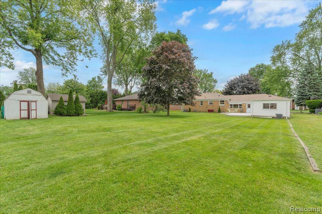Grosse Ile, MI 48138 2016,27853 Johnson Road