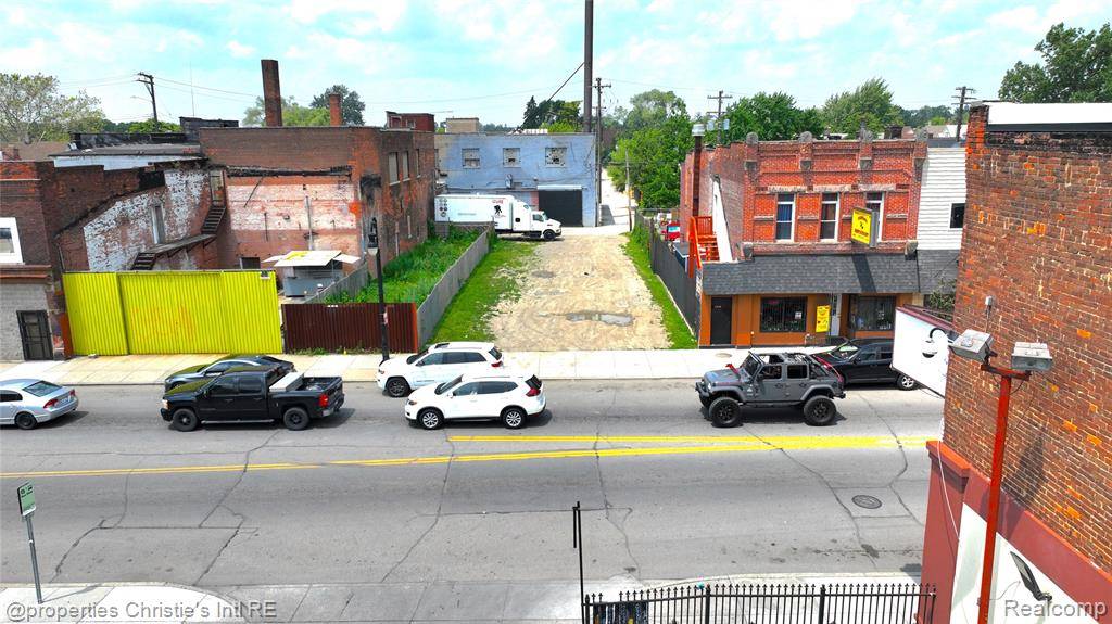 Detroit, MI 48209 2124,5432 W Vernor Highway