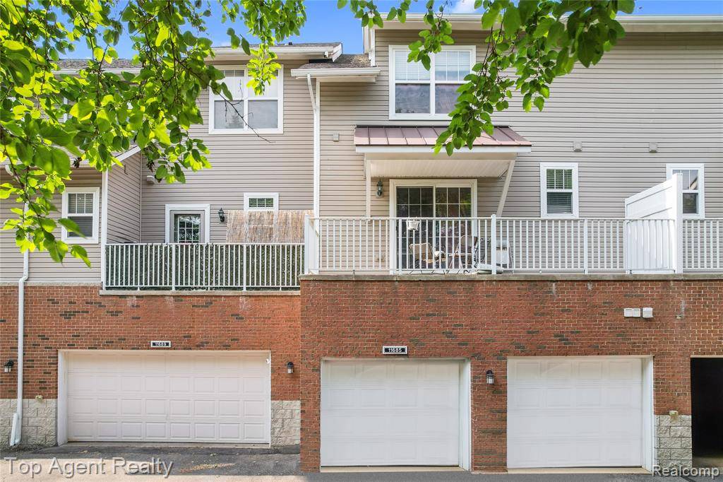 11685 Squiers Boulevard, Utica, MI 48315 5936