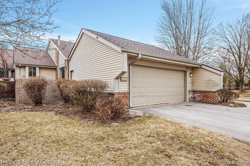 Southfield, MI 48034 1480,29100 E CHANTICLEER Drive
