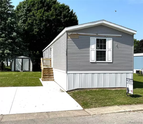 1029 Raven Drive, Bay City, MI 48706 9751