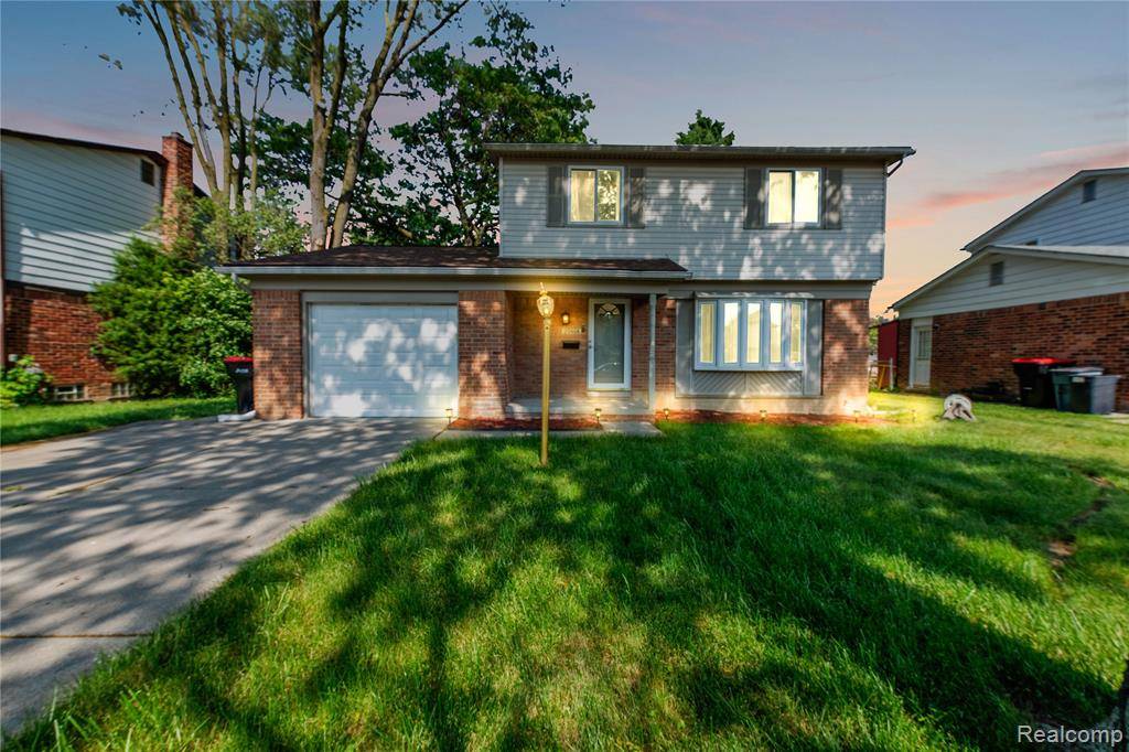 29464 Marshall Street, Southfield, MI 48076 2255