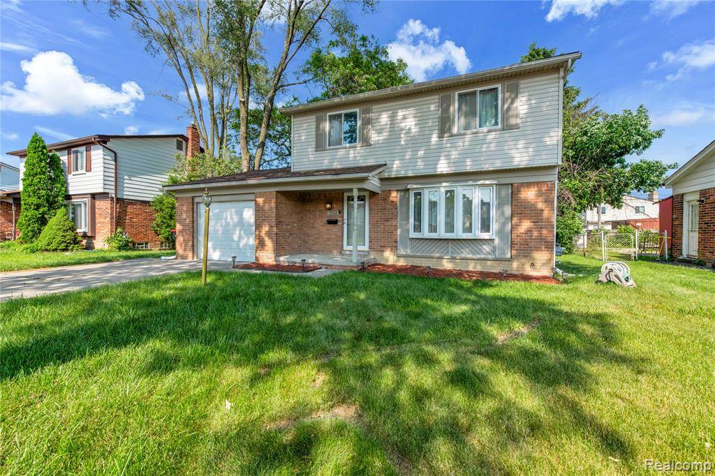 Southfield, MI 48076 2255,29464 Marshall Street