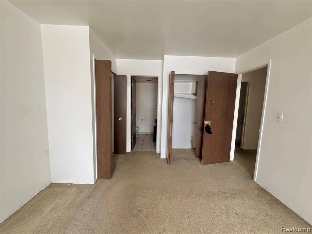 Commerce Twp, MI 48076 1305,30256 Southfield Road